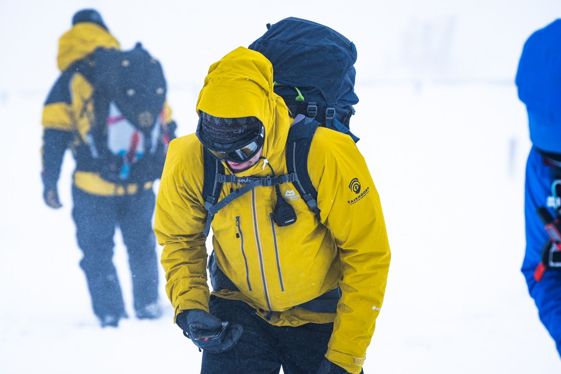 Tomintoul Distillery backs volunteers on the frontline of Scotland’s mountain rescue with lifesaving avalanche tech